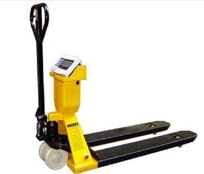 叉車稱重產(chǎn)品報(bào)價(jià) 2噸帶秤叉車、3噸托盤電子秤與500公斤可移動(dòng)叉車稱——上海實(shí)潤(rùn)實(shí)業(yè)